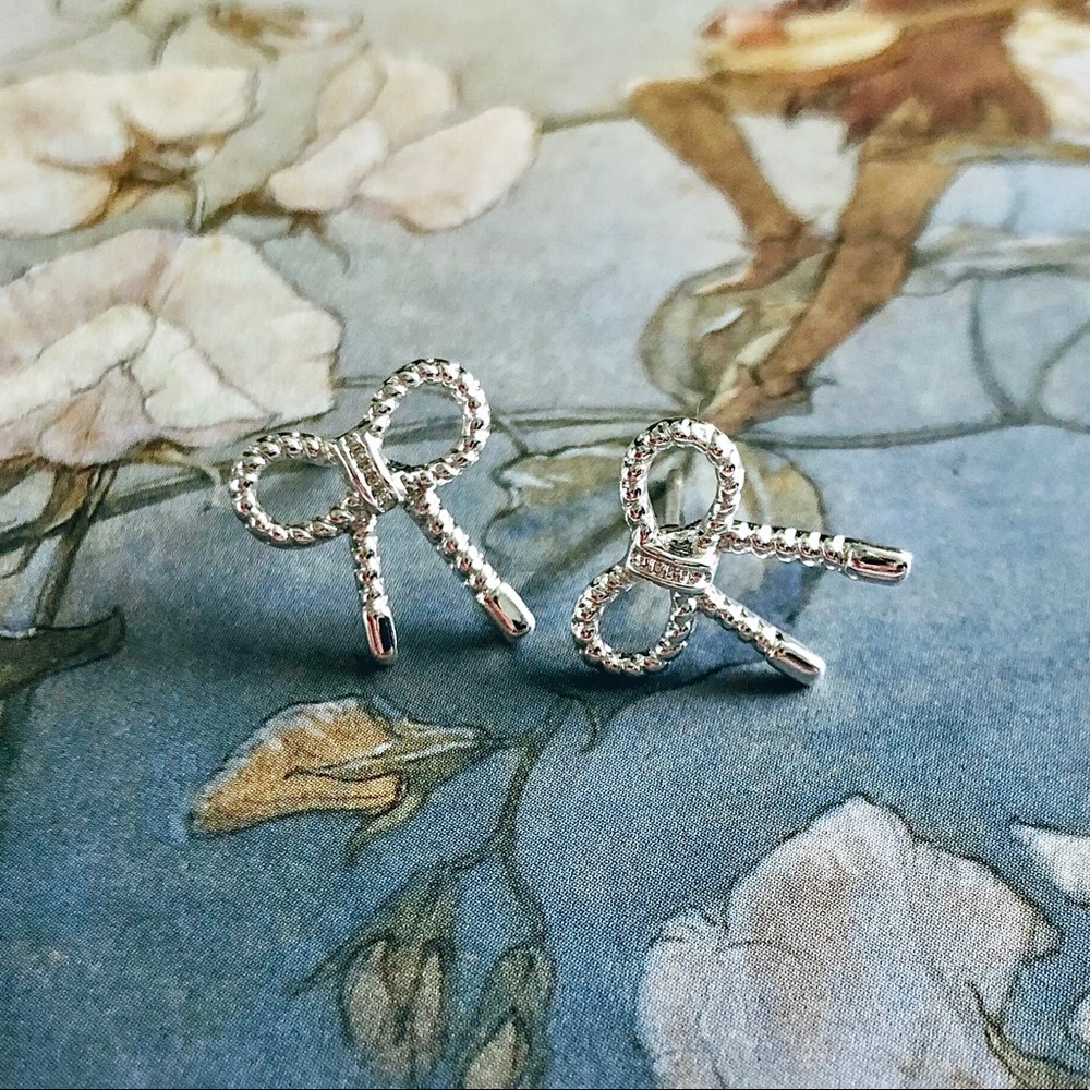 Silver Bow Earrings